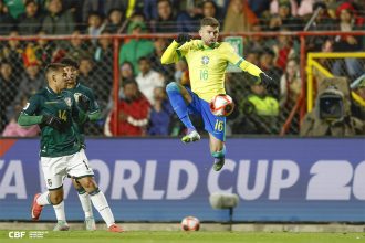 Brasil foi dominado pela Bolívia, que se classificou para a repescagem das Eliminatórias da Copa (Foto: @rafaelribeirorio/CBF)
