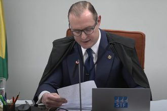 Cristiano Zanin foi o último a votar na Primeira Turma do STF pela condenação de Bolsonaro (Imagem: STF/YouTube/Reprodução)