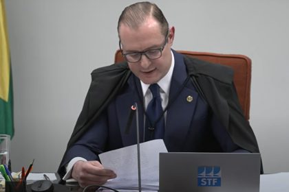 Cristiano Zanin foi o último a votar na Primeira Turma do STF pela condenação de Bolsonaro (Imagem: STF/YouTube/Reprodução)