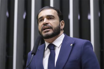 Delegado Marcelo Freitas é o relator de ação contra Eduardo Bolsonaro (Foto: Kayo Magalhães/Agência Câmara)