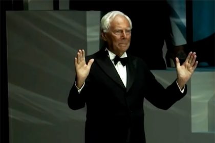 Causa da morte do estilista Giorgio Armani não foi divulgada (Imagem: Globo News/YouTube)