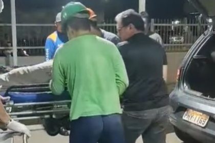 O carreteiro identificado apenas como Ananias foi socorrido e levado ao hospital, mas não resistiu (Foto: WhatsApp/Reprodução)