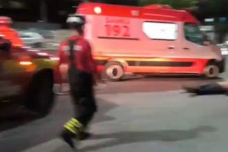 A vítima foi atendida pelo Corpo de Bombeiros e Samu (Foto: WhatsApp/Reprodução)