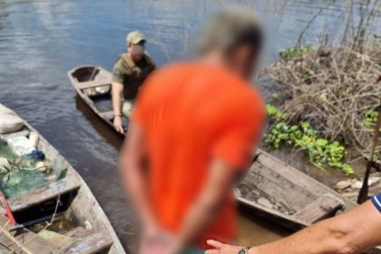 O homem, de 36 anos, foi preso por agentes da Polícia Civil do Amazonas em Coari, no interior do estado (Foto: WhatsApp/Reprodução)