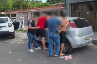 Suspeitos foram presos pela Polícia Civil do Amazonas (Foto: WhatsApp/Reprodução)