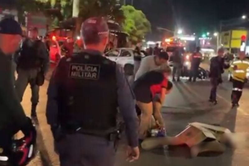 O impacto lançou Saulo ao chão, causando sua morte instantânea (Foto: WhatsApp/Reprodução)