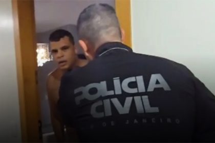 Momento em que pastor Luiz Henrique dos Santos Ferreira é preso (Imagem: PC-RJ/Divulgação)