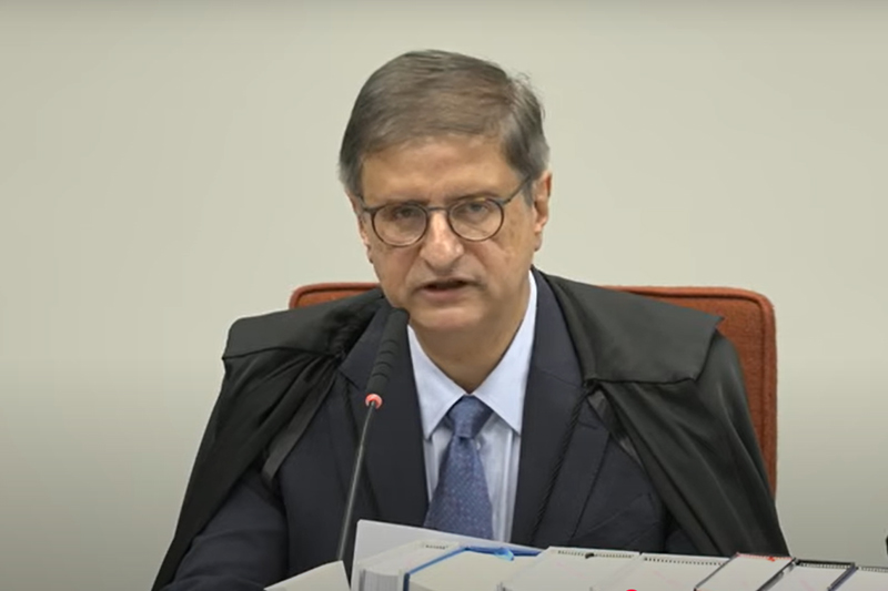 Procurador Paulo Gonet ao reafirmar denúncias contra réus por plano golpista (Imagem: STF/YouTube/Reprodução)