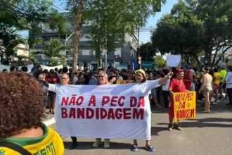Manifestação em Manaus contra anistia e Pec da Blindagem (Foto: Divulgação/Mídia Ninja)