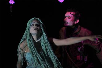 Cena de ‘Oceanos’: espetáculo teatral inspirado em músicas de Jards Macalé (Foto: Juliana Lira/1coletivo)