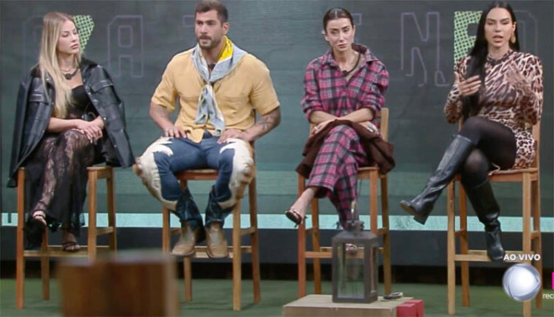 Saory, Nizam, Michelle e Tâmires disputam voto do público para se manter em ‘A Fazenda 17’ (Imagem: TV Record/Reprodução)