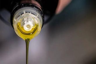 Azeite de oliva da marca Ouro Negro foi proibido pela Anvisa (Foto: Divulgação)