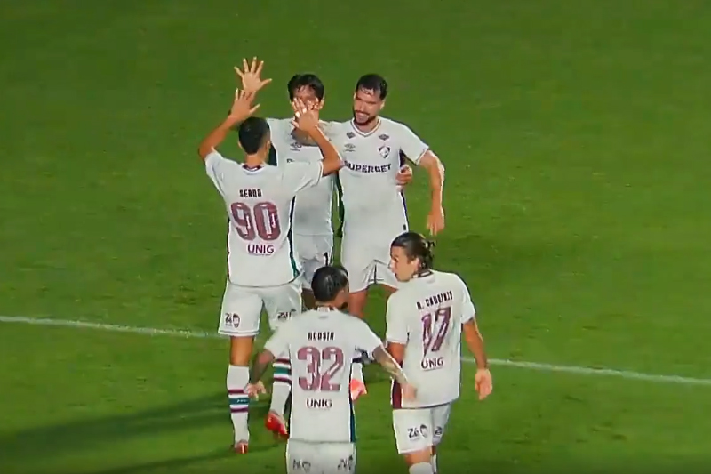 Jogadores do Fluminense festejaram gols, mas time sofreu empate pelo Brasileirão (Imagem: GE/YouTube/Reprodução)