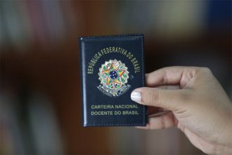 Carteira Nacional Docente é exclusiva para professores (Foto: Agência Gov/Divulgação)