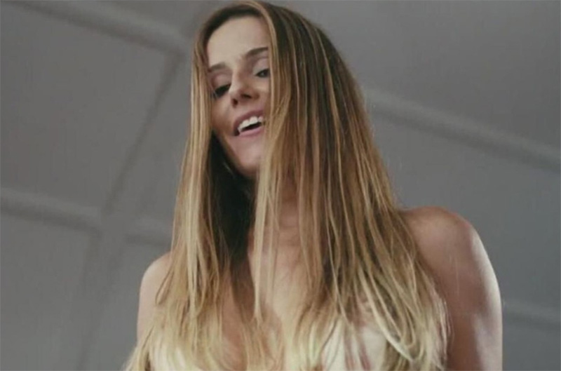 Deborah Secco mudou visual para voltar a interpretar Bruna Surfistinha (Foto: @deboragsecco/Instagram)