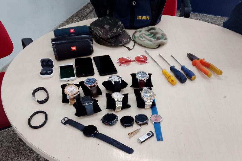 Parte do material furtado foi recuperada pela Polícia Civil do Amazonas (Foto: WhatsApp/Reprodução)