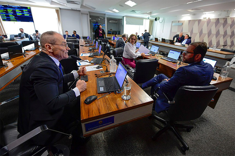 Senador Fabiano Contarato é o autor do projeto de lei (Foto: Saulo Cruz/Agência Senado)