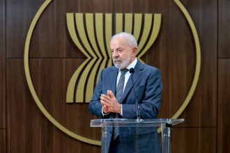 Lula conversou com jornalistas ao final de sua viagem pela Indonésia (Foto: Ricardo Stuckert/PR)