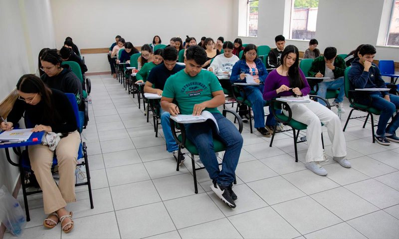 Vestibular da UEA e SIS