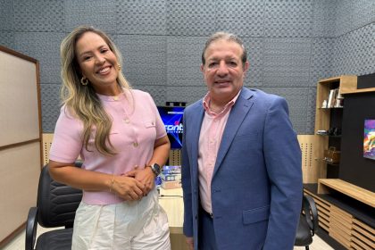 Jéssica Kniphoff e Marcelo Salum no programa Virando o Jogo (Foto: Divulgação)