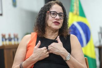 Ministra Luciana Santos diz que vacina brasileira é simbólica no combate ao negacionismo (Foto: Valter Campanato/ABr)
