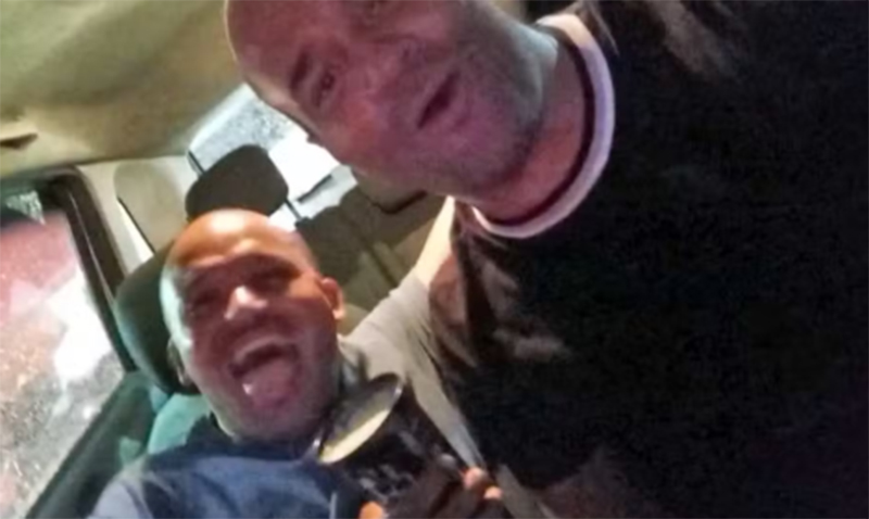 Os policiais Eduardo Filipe Santiago Ferreira, de 42 anos, e William Amaral da Conceição, de 36, antes de atirarem um contra o outro (Imagem: WhatsApp/Reprodução)