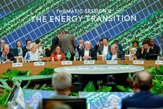 Presidente Lula com líderes mundiais na COP30: cobrança de imposto dos países mais poluidores (Foto: Ricardo Stuckert/PR)