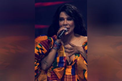 Cantora Silvânia Aquino deixou o grupo Calcinha Preta (Imagem: Instagram/@silvaniaaquino/Reprodução)