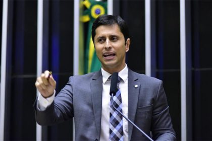 Deputado Duarte Jr foi ameaçado por parlamentar do Maranhão (Foto: Zeca Ribeiro/Agência Câmara)