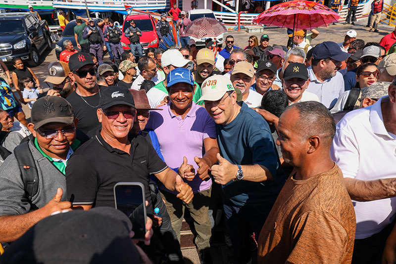 Senador Eduardo Braga em Beruri