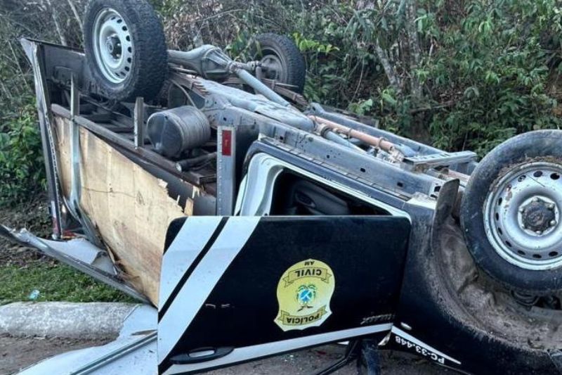 A equipe retornava de Presidente Figueiredo, onde havia realizado a remoção do cadáver (Foto: WhatsApp/Reprodução)