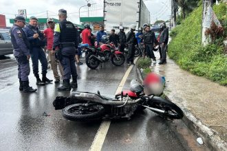 Leonardo José Guaimarata, 28 anos, morreu no local ao ser atingido por um caminhão (Foto: WhatsApp/Reprodução)