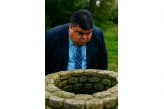 Fundo do Poço olhado por David Reis