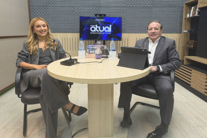 Lívia Bendahan e Marcelo Salum no programa Virando o Jogo (Foto: Divulgação)