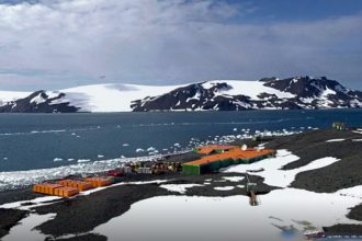 Instalação de pesquisa na Antártica: estudo mapeia área sem gelo (Foto: Ana Nascimento/ABr)
