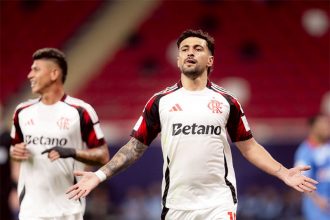 Arrascaeta foi decisivo ao marcar os dois gols da vitória do Flamengo (Foto: Adriano Fontes/Flamengo)