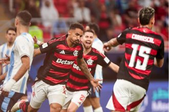 Danilo marcou um dos gols na vitória do Flamengo (Foto: Gilvan de Souza/Flamengo)