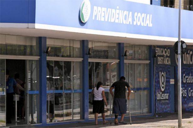 INSS alerta sobre falsa informação referente a aposentadoria por invalidez (Foto: Jefferson Rudy/Agência Senado)