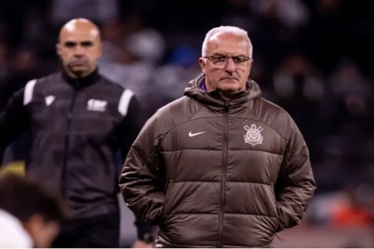Dorival é o 10º técnico demitido em dez rodadas do Brasileirão 2026