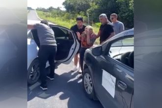 Francisca La Roque foi encontrada por policiais civis e familiares em área de mata (Imagem: YouTube/Reprodução)