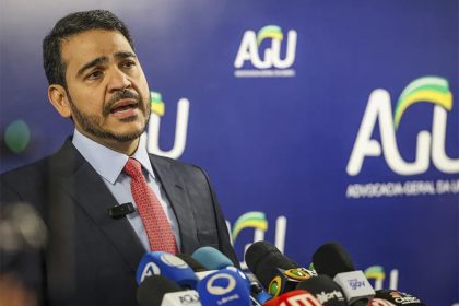 Jorge Messias busca apoio político e superar resistência à sua indicação ao STF (Foto: José Cru/ABr)