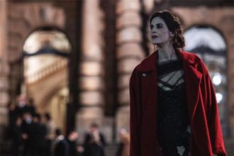 Atriz Luiza Mariani em cena de ‘Cyclone’: história sobre única mulher do movimento Modernista (Imagem: Muiraquitã Filmes/Divulgação)