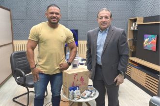 Rodrigo Melo e Marcelo Salum no programa Virando o Jogo (Foto: Divulgação)
