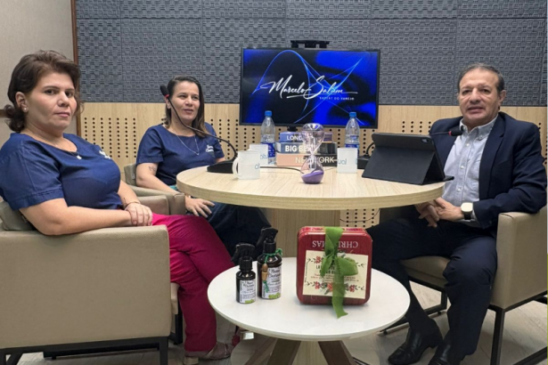 Kamila e Karoline Barbosa em entrevista com Marcelo Salum no programa Virando o Jogo (Foto: Divulgação)