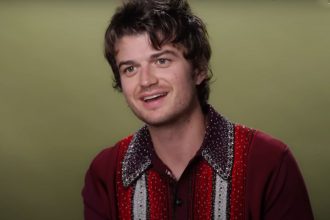 Ator e cantor Joe Kerry lidera as paradas musicais do Spotify (Imagem: YouTube/Reprodução)