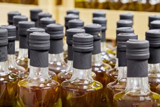 Azeite de oliva sem origem comprovada foi proibido pela Anvisa (Foto: Ministério da Agricultura/Divulgação)