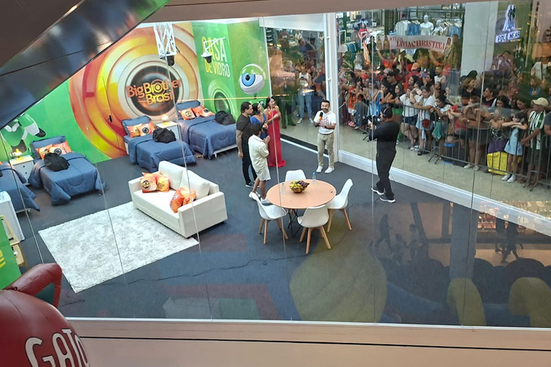 Casa de Vidro do BBB 26 está instalada no Shopping Sumaúma e participantes serão escolhidos pelo público (Foto: Divulgação)