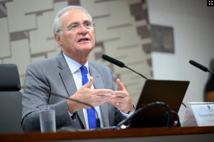 Renan Calheiros in formou que CAS vai convocar envolvidos no caso do Banco Master (Foto: Andressa Anholete/Agência Senado)