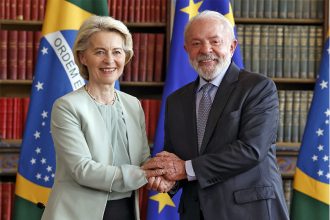 Ursula von der Leyen e Lula: acordo comercial histórico entre Al e UE (Foto: Tânia Rêgo/ABr)