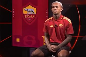 Wesley, ex-Flamengo, joga atualmente na Roma e é um dos jogadores revelados pelo Rubro-negro (Imagem: GE/YouTube/Reprodução)